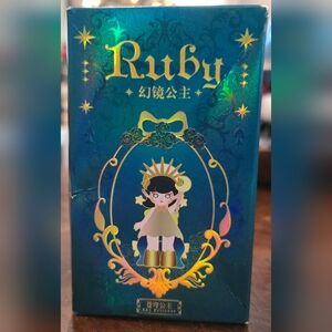 Enchanted Princess Action Figure - Green and Gold